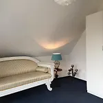 Semesterbostad Haus Puenktchen Sylt