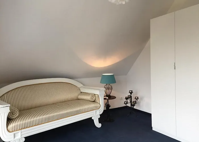 Semesterbostad Haus Puenktchen Sylt